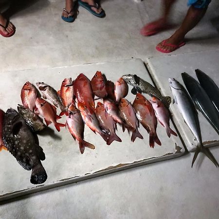 Smera Grand Maamigili Island Bagian luar foto
